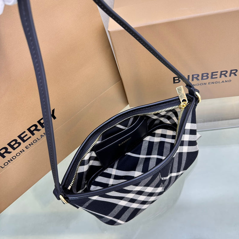 BURBERRY Bag