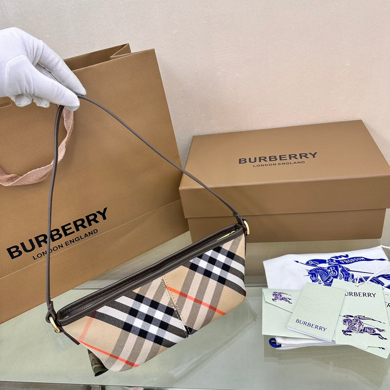 BURBERRY Bag