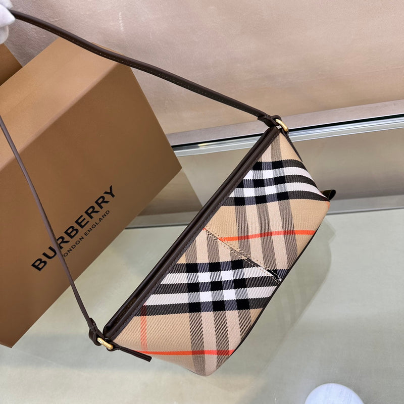 BURBERRY Bag