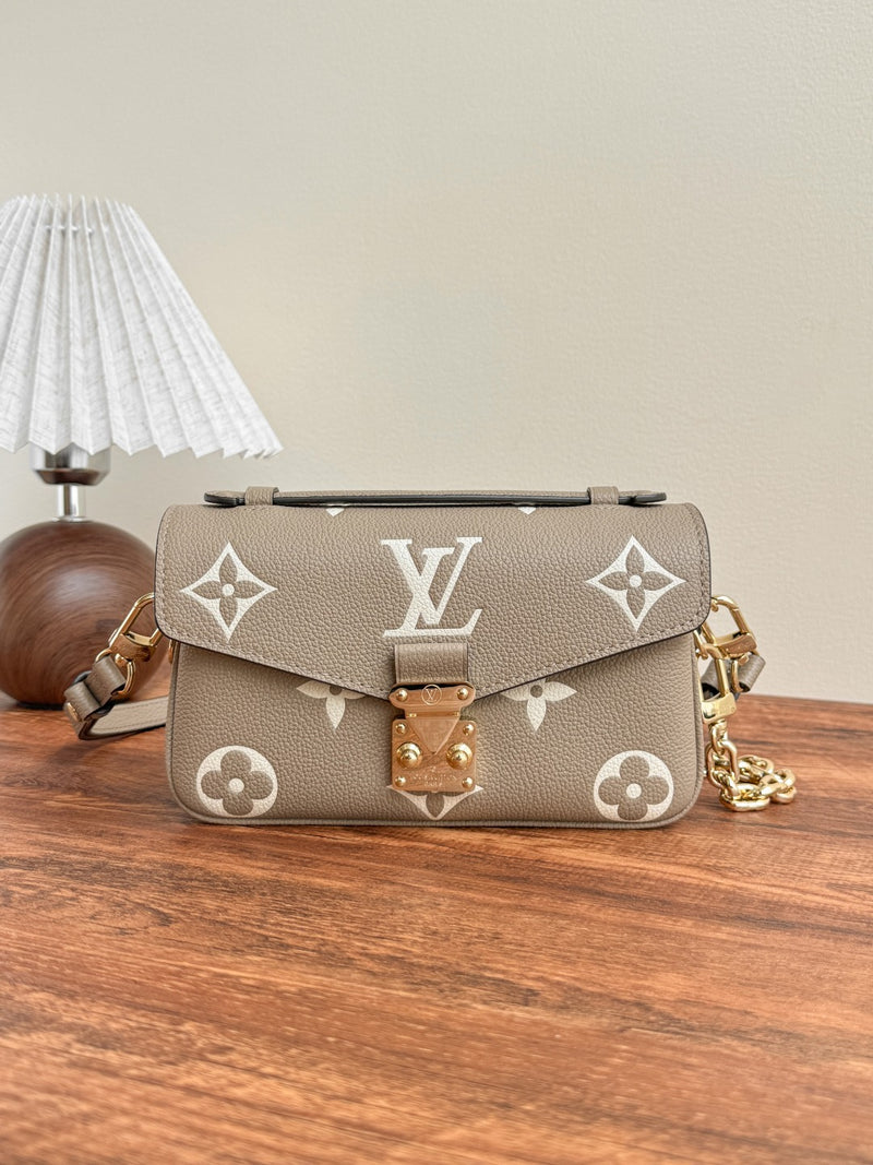 LV BAG